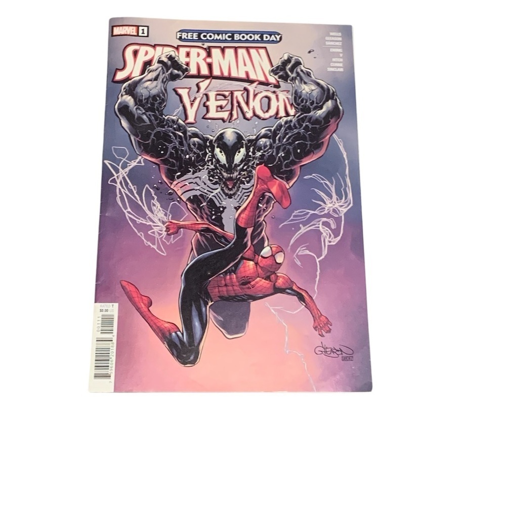 Spider man /venom comic book good condition marvel 2021 comic book